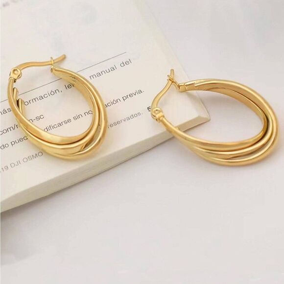 Gold Plated Minimalist Hoop Earrings - Picture 7 of 8